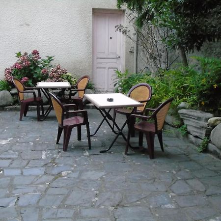 Hotel-Restaurant Le Saint Christophe ลูร์ด ภายนอก รูปภาพ